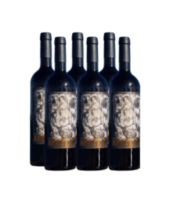 ApostadoWines.com - Bodega Boutique Apostado Wines - Mendoza, Argentina - Vinos que celebran la tradición y el espíritu de la cacería, diseñados para acompañar momentos únicos en la vida del cazador. Apostado Wines de Pedro Salinas y Pablo Forestello. MALBEC 2024